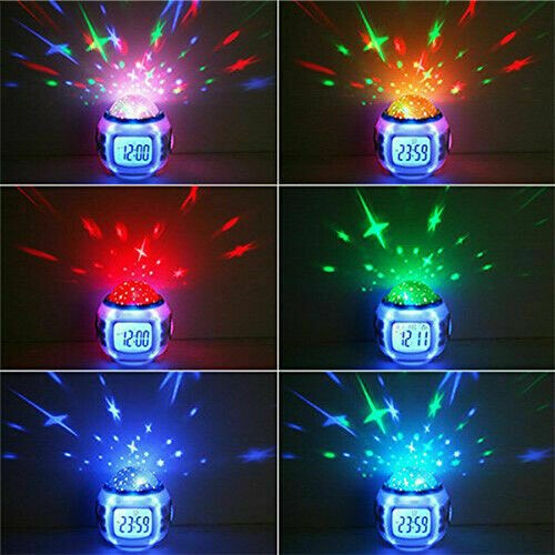 Reloj despertador con estrellas